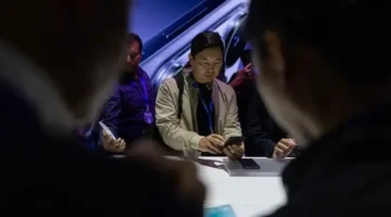 سامسونغ تسلم هاتف Galaxy S26 Ultra لأحد العملاء قبل الموعد بأسبوع كامل